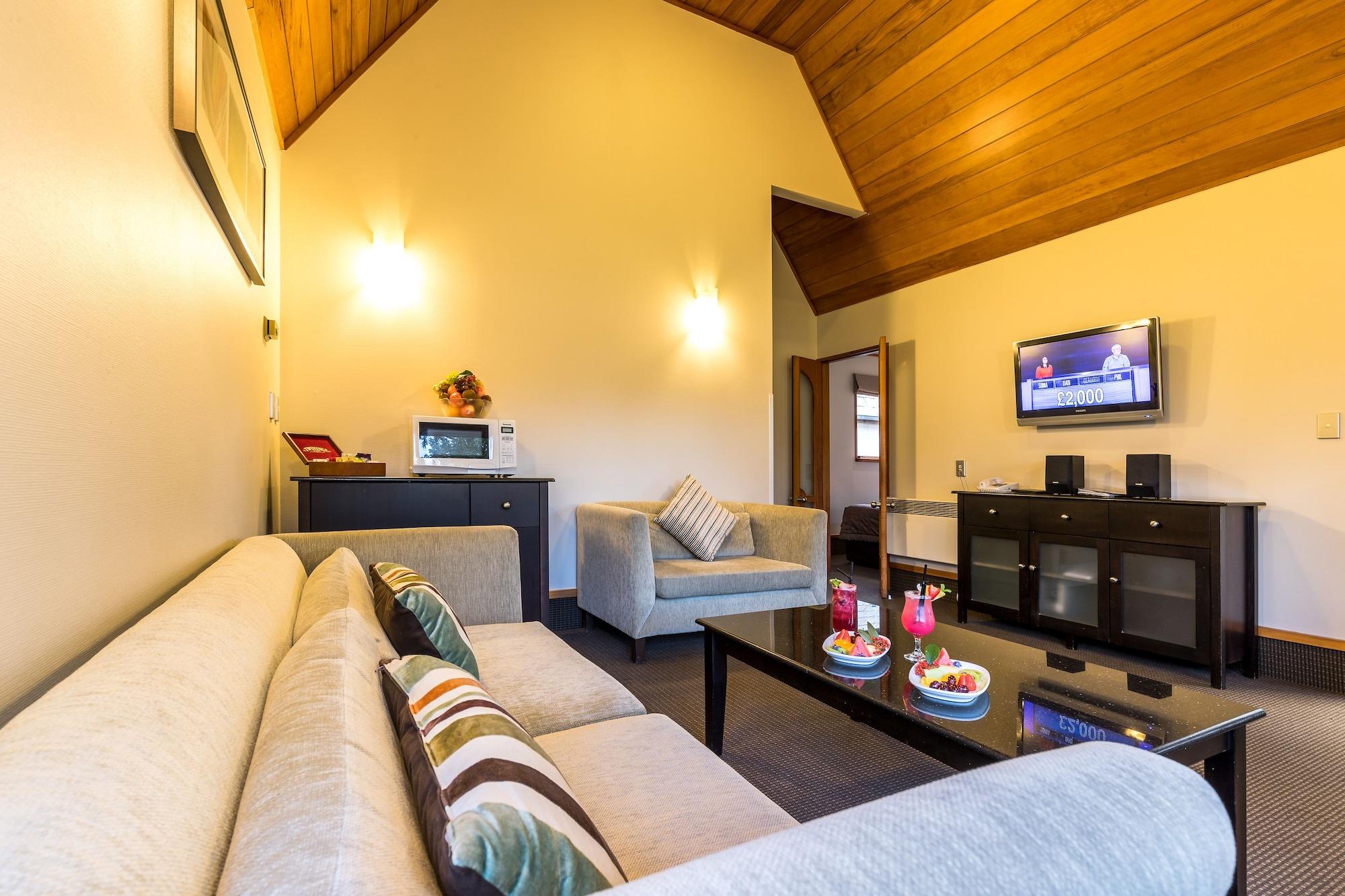 Distinction Te Anau Hotel & Villas Εξωτερικό φωτογραφία