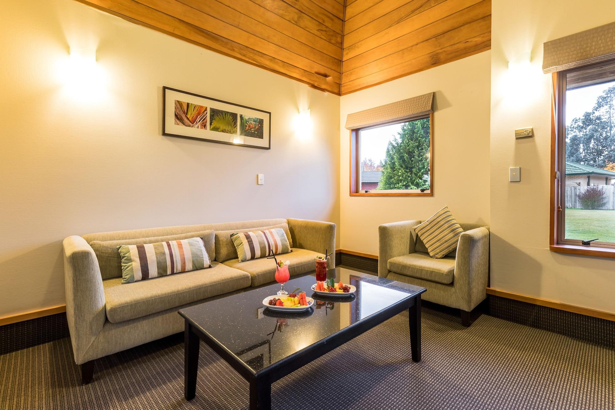 Distinction Te Anau Hotel & Villas Εξωτερικό φωτογραφία