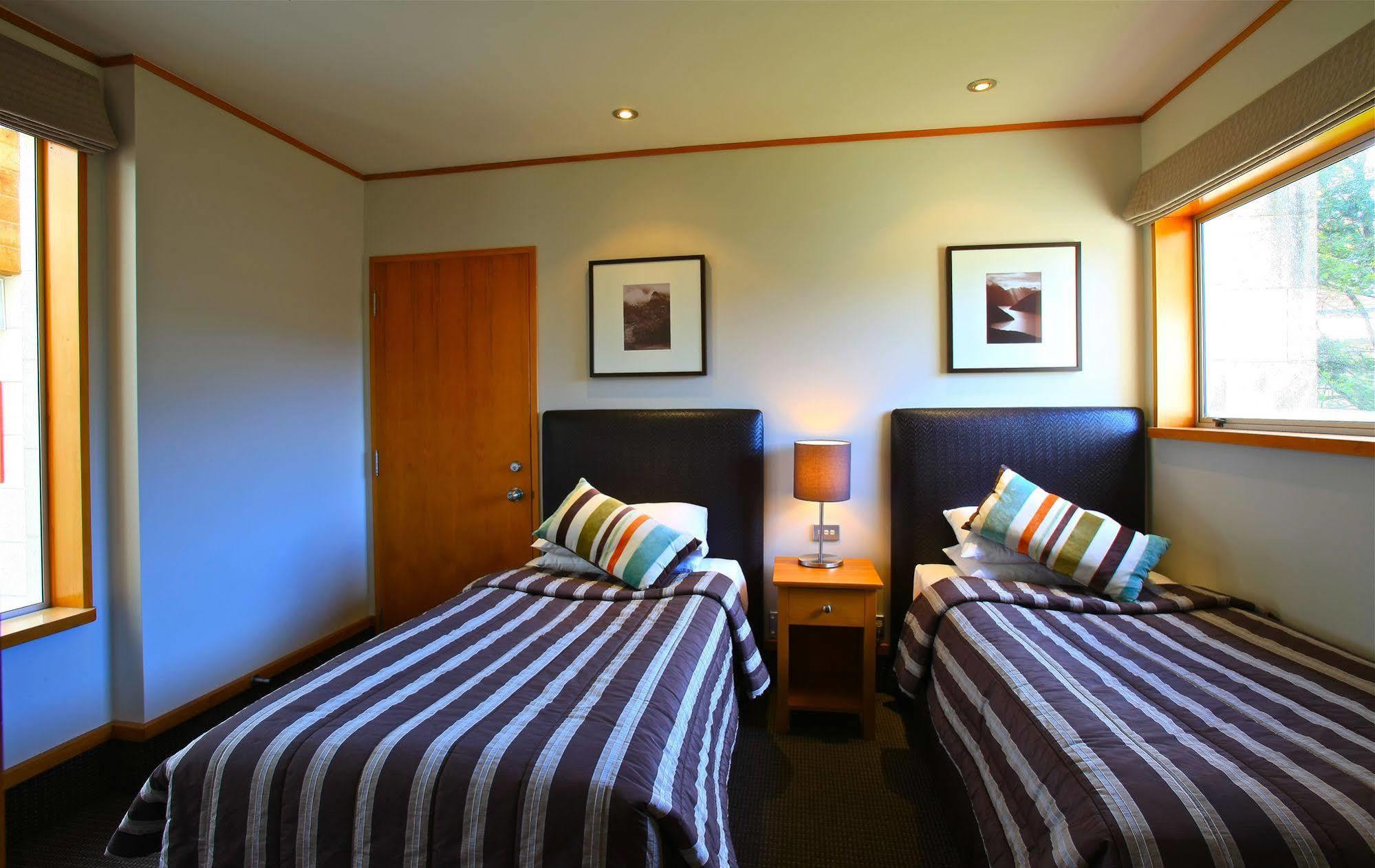 Distinction Te Anau Hotel & Villas Εξωτερικό φωτογραφία
