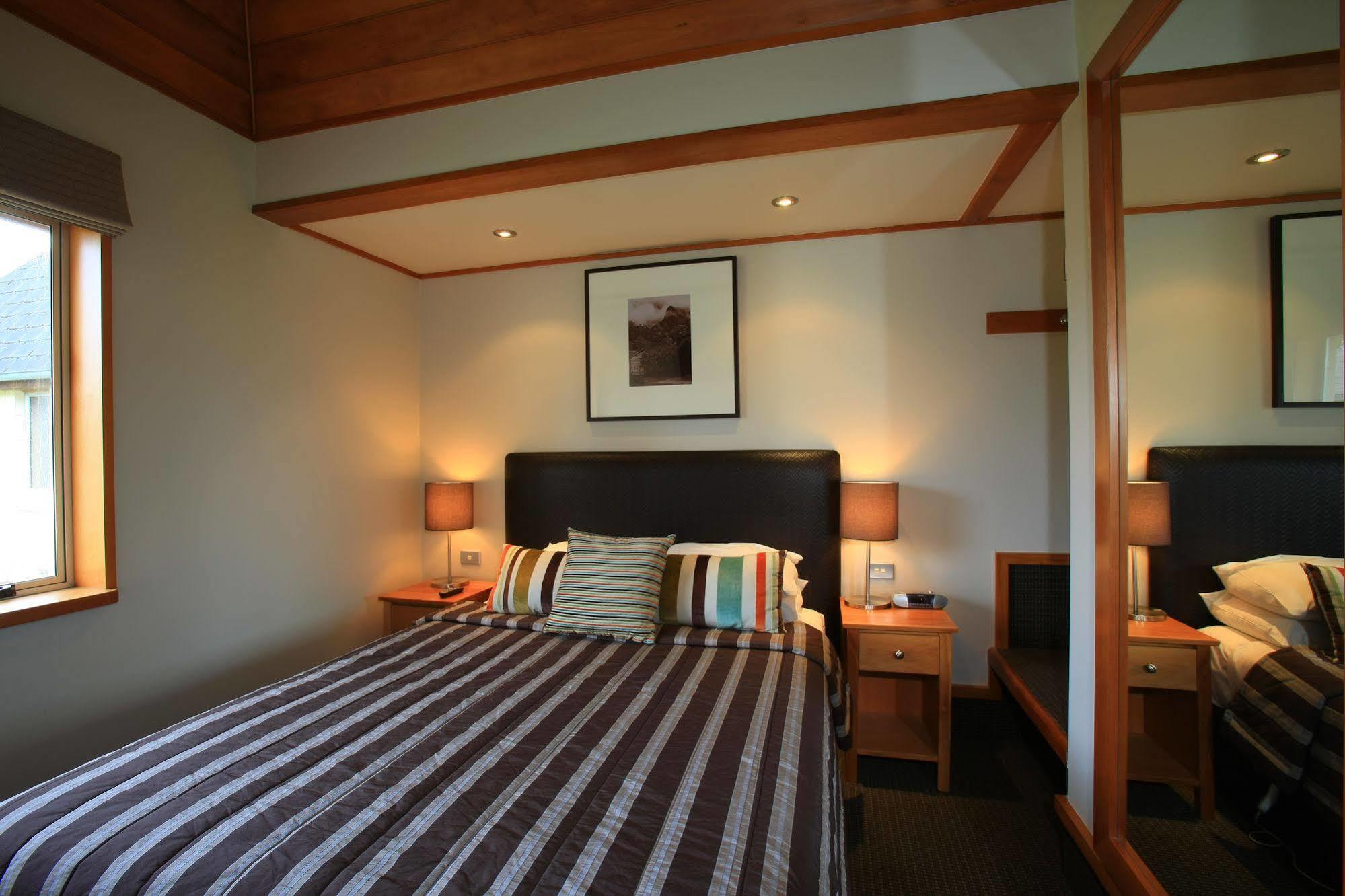 Distinction Te Anau Hotel & Villas Εξωτερικό φωτογραφία
